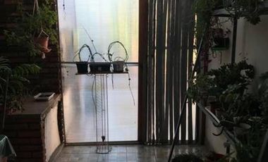 Excelente Casa 4 Ambientes A La Venta