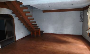 Casa 5 dorm. Av. Dorsal - Ruta 5 General Velásquez, Renca