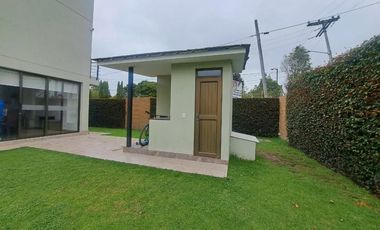 casa en venta en cajica. Cod V109259