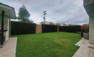 casa en venta en cajica. Cod V109259