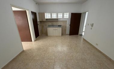 apartaestudio en arriendo en san vicente. Cod A108381