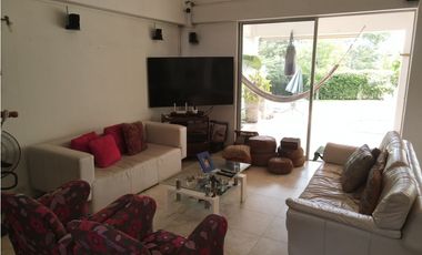 HERMOSA CASA CAMPESTRE  EN CERRITOS