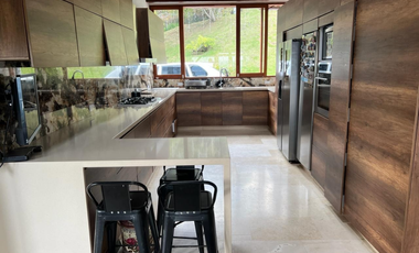 finca en arriendo en vía medellín. Cod A400574