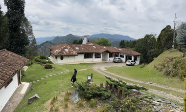 finca en arriendo en vía medellín. Cod A400574