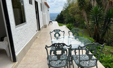 finca en arriendo en vía medellín. Cod A400574