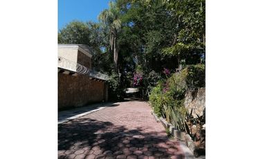 CASA EN VENTA CON VISTA AL LAGO 
