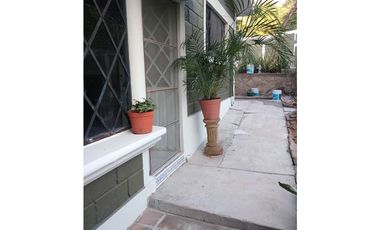 CASA EN VENTA CON VISTA AL LAGO 