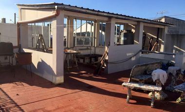 VENTA - TAPIALES - PH 3 AMB - COD 826