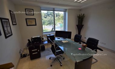 Residencia de Lujo con alberca en Alcazar Poniente