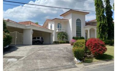 CASA EN VENTA EN CORONADO