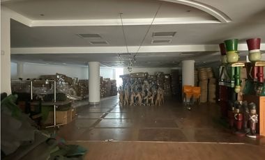 SE ARRIENDA LOCAL MEDELLIN - SECTOR POBLADO