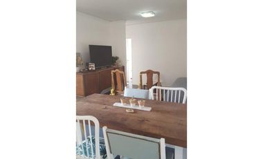Departamento céntrico de 3 dormitorios con cochera