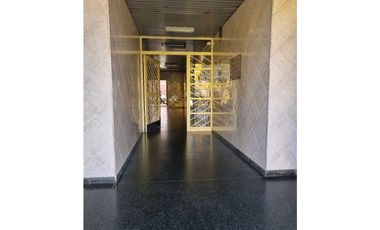 Departamento céntrico de 3 dormitorios con cochera