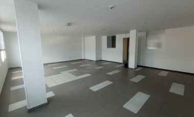 oficina en arriendo en la castellana. Cod A82048