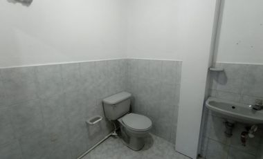 oficina en arriendo en la castellana. Cod A82048