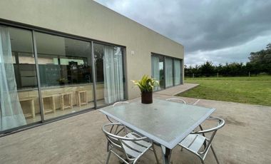 Casa en Alquiler Temporada Arenas del Sur