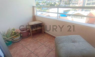 Venta departamento amoblado con ubicación central