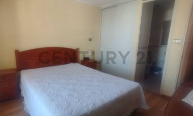Venta departamento amoblado con ubicación central