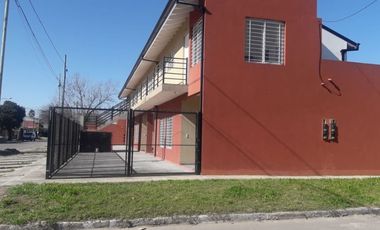 Departamento Tipo Casa en venta en Berazategui Oeste