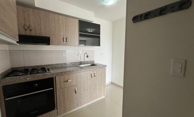 apartamento en arriendo en variante la floresta. Cod A5397
