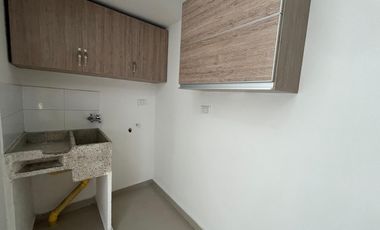 apartamento en arriendo en variante la floresta. Cod A5397