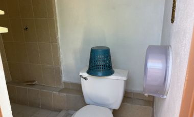 CASA CON ALBERCA, A UNOS MINUTOS DEL CENTRO DE YAUTEPEC, MORELOS