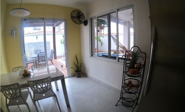 Venta de casa en Versalles / Costa Sur Ph Quintas de Versalles