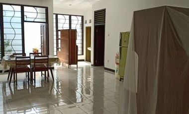 Rumah Jemursari , Butuh Laku Segera, Furnish
