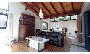 HERMOSA CASA EN LA SUIZA ARGENTINA, LAS GOLONDRINAS, CHUBUT CA-282