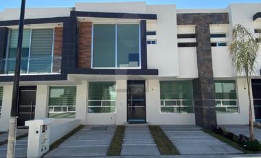 Casa en condominio en venta en Zákia, El Marqués, Querétaro