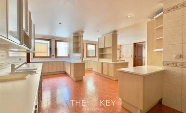 Casa en Arriendo en Camino del Cóndor - Vía Blanca