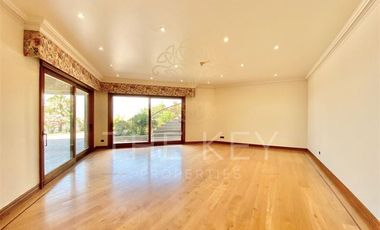Casa en Arriendo en Camino del Cóndor - Vía Blanca