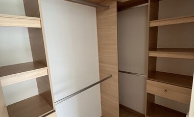 apartamento en arriendo en cumbres. Cod A9432892