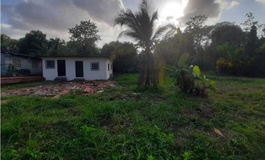 VENDO APARTAMENTO EN LA CHORRERA BARRIO COLÓN MASTRANTO FINAL 370