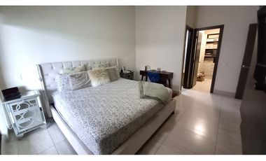 Vendo Lindo y Amplio Apartamento en River Valley en Panama Pacifico