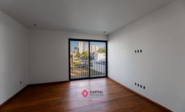 Casa de Lujo Nueva en Puerta de Hierro