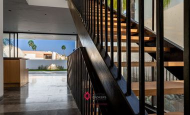 Casa de Lujo Nueva en Puerta de Hierro