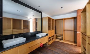 Casa de Lujo Nueva en Puerta de Hierro