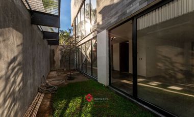 Casa de Lujo Nueva en Puerta de Hierro