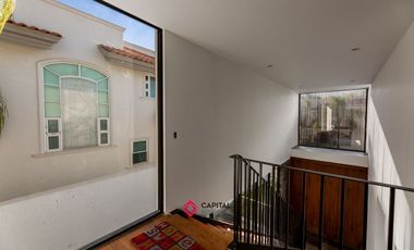 Casa de Lujo Nueva en Puerta de Hierro