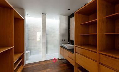 Casa de Lujo Nueva en Puerta de Hierro