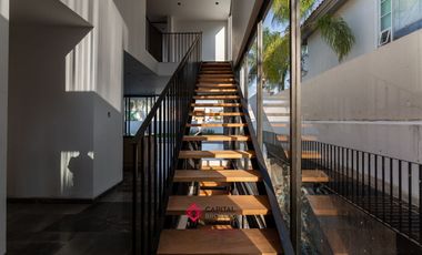 Casa de Lujo Nueva en Puerta de Hierro