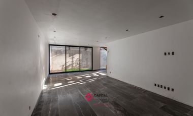 Casa de Lujo Nueva en Puerta de Hierro