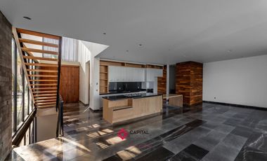 Casa de Lujo Nueva en Puerta de Hierro