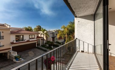 Casa de Lujo Nueva en Puerta de Hierro