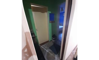 CASA INDIVISA CON LOCAL EN VENTA. VILLA UDAONDO