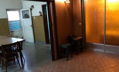 Casa para 2 Familias en venta en Lanus Oeste