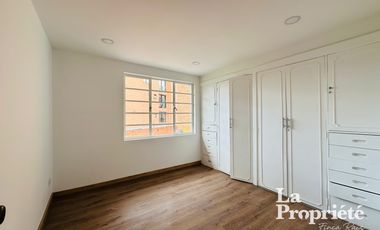 apartamento en arriendo en los rosales. Cod A286