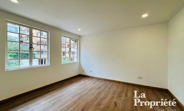 apartamento en arriendo en los rosales. Cod A286