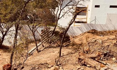 Terreno en venta en Calle Mimbres, Fraccionamiento Rancho San Juan